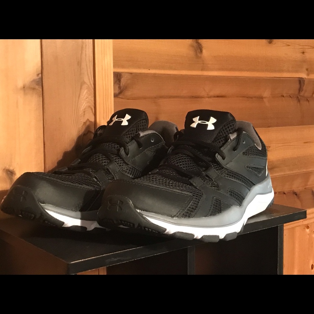 COPY - Under Armour Strive 6 SZ 11